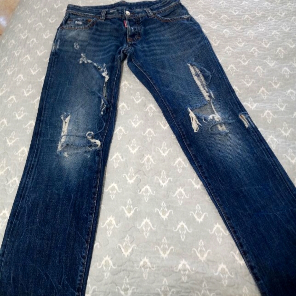 DSQUARED2 Men's Jeans Broken Design, Size 46 Blue color.